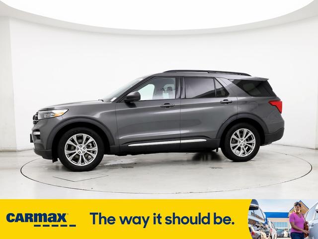 2020 ford explorer xlt