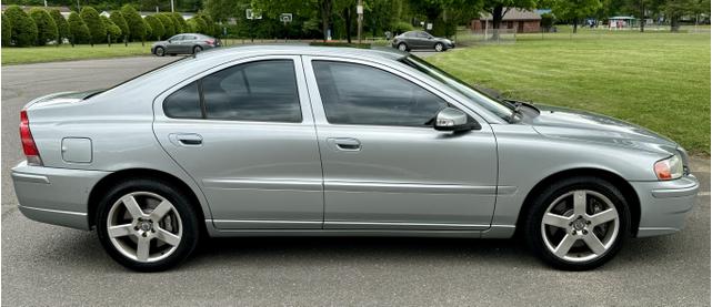 2007 volvo s60 r