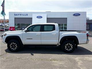 2021 Toyota Tacoma sr v6
