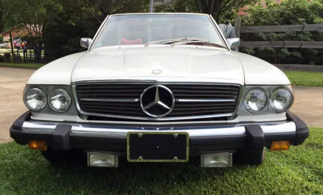 1975 mercedes-benz 450sl roadster in white/red