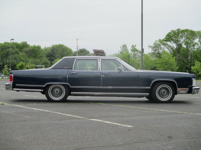 1979 lincoln continental no reserve real miles! clean! runs drives great no rust