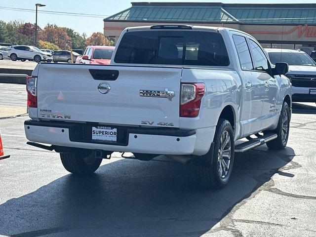 2019 nissan titan sv