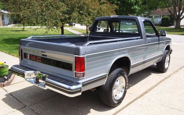 1988 gmc s-15 sanoma sierra classic very nice!