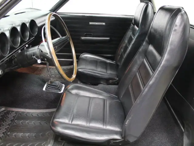 351m or 400 block, auto, pwr steer, pwr brakes, very nice paint & body, classic!