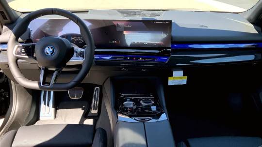 2024 BMW i5