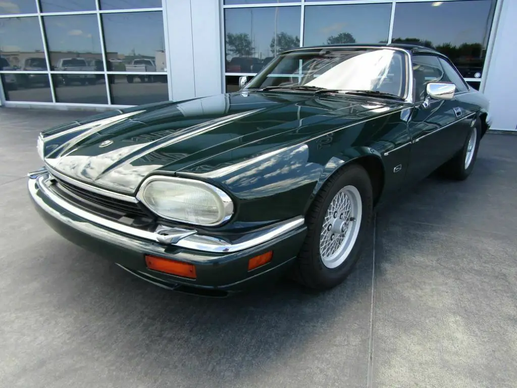 1994 jaguar xjs, green with 91902 miles available now!