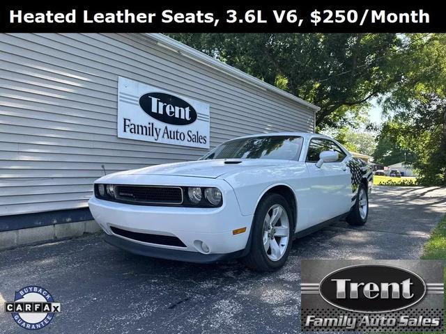 2014 dodge challenger sxt