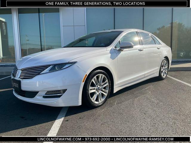 2015 lincoln mkz base