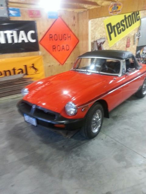 very nice mgb convertible!!