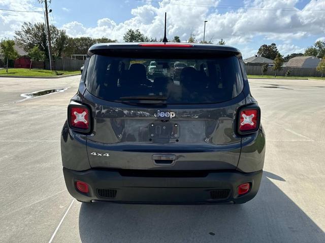 2023 jeep renegade latitude