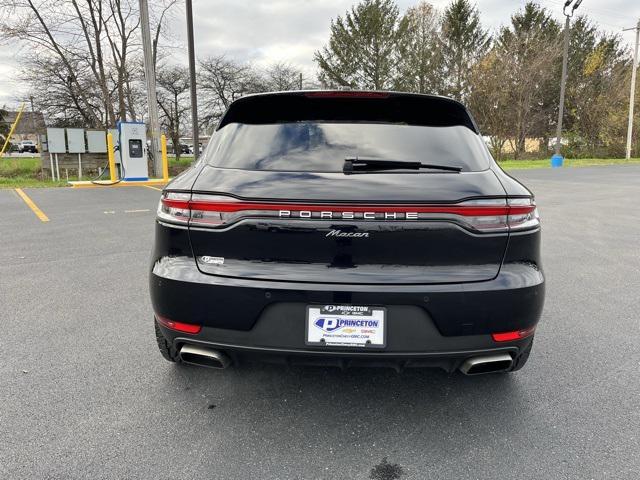 2020 porsche macan base