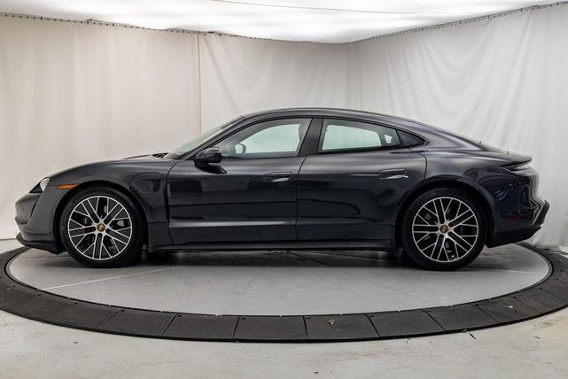 2023 porsche taycan base
