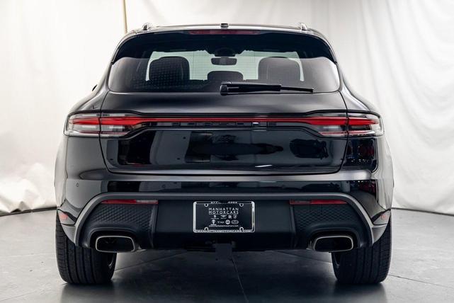 2024 porsche macan base