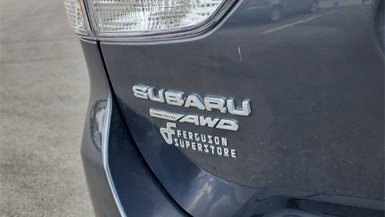 2021 subaru forester base