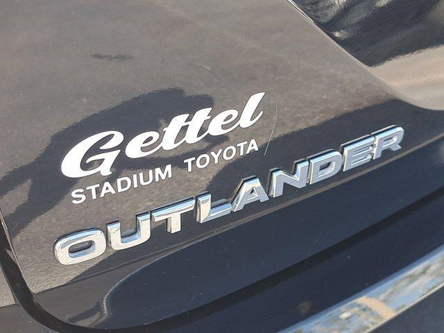 2023 mitsubishi outlander sel black edition 2wd