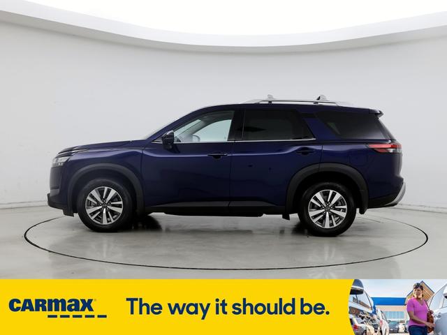 2023 nissan pathfinder sl