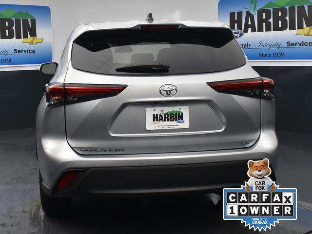 2023 toyota highlander le