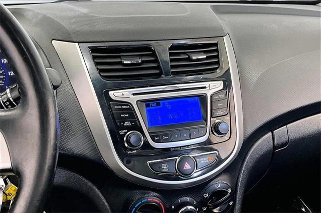 2014 hyundai accent se