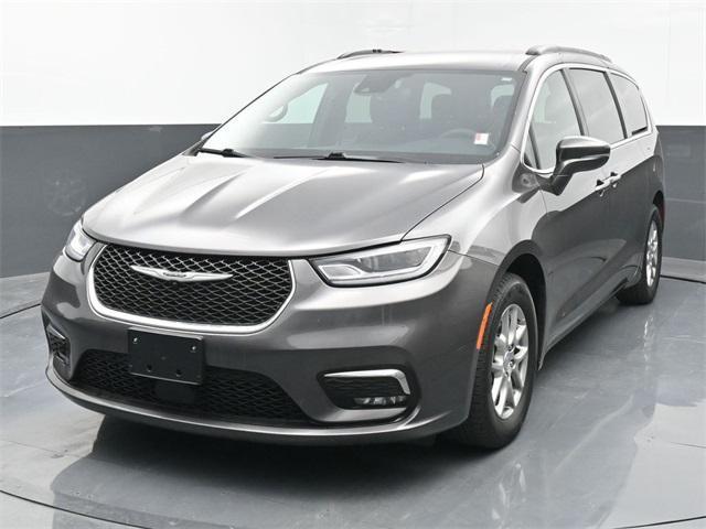 2022 chrysler pacifica touring