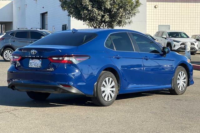 2023 toyota camry le