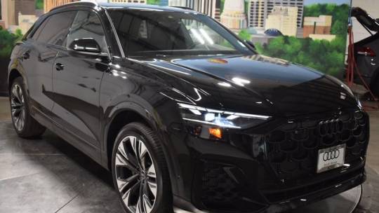 2025 Audi Q8