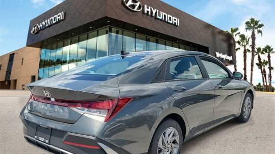 2024 Hyundai Elantra