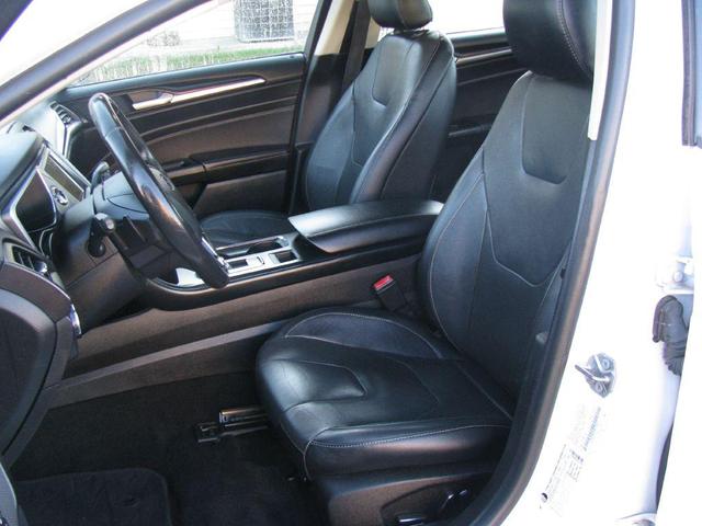2019 ford fusion titanium