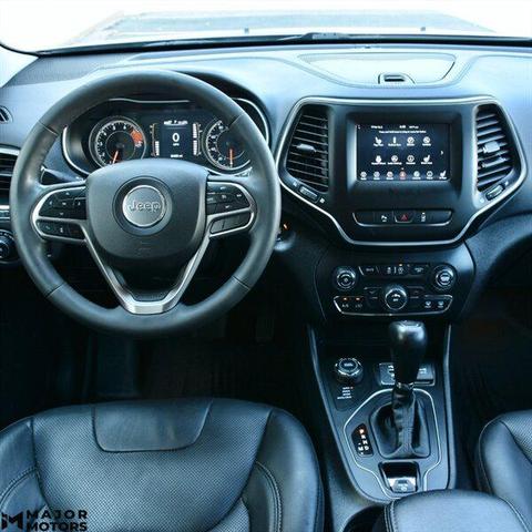 2021 jeep cherokee latitude lux