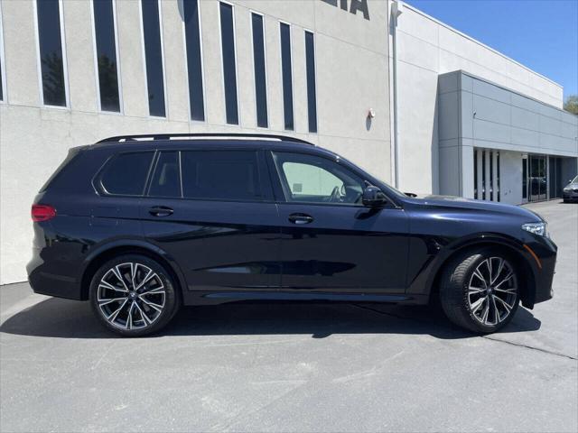 2021 bmw x7 m50i