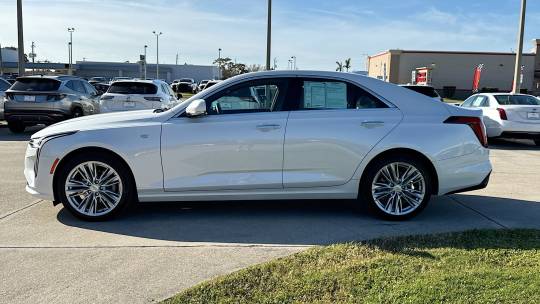 2024 Cadillac CT4