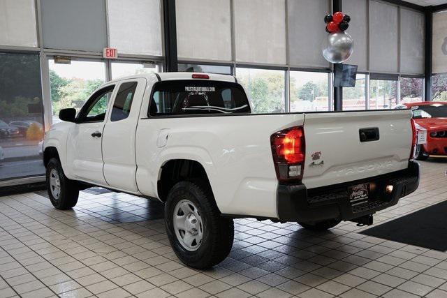 2022 toyota tacoma sr