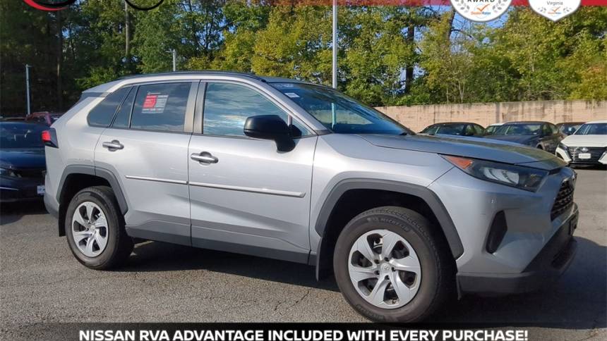 2021 toyota rav4 le