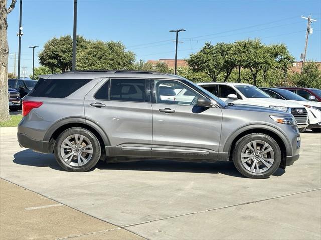 2021 ford explorer xlt