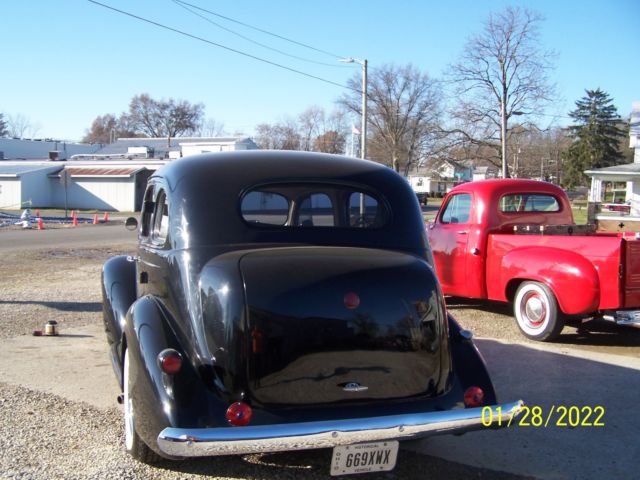 1937 studebaker dictator 4 door