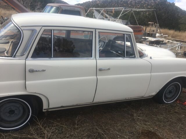 1968 mercedes-benz 230-series for parts or restoration