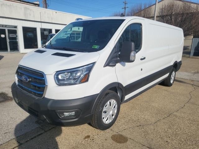 2022 ford transit-350 base