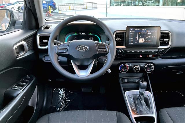 2024 hyundai venue se