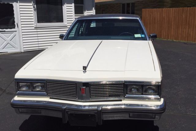 1983 oldsmobile 98 regency - like new - 14k original miles!!!!