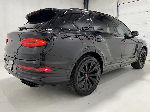 2021 bentley bentayga v8