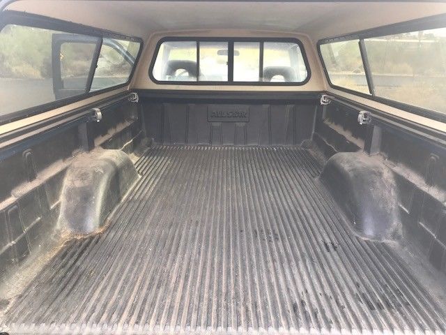 1992 gmc sierra 1500 4x4 low miles!!
