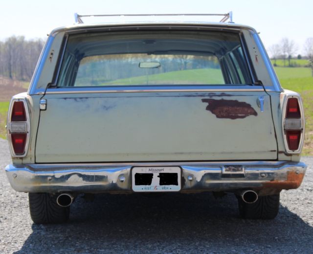 1968 ford country sedan