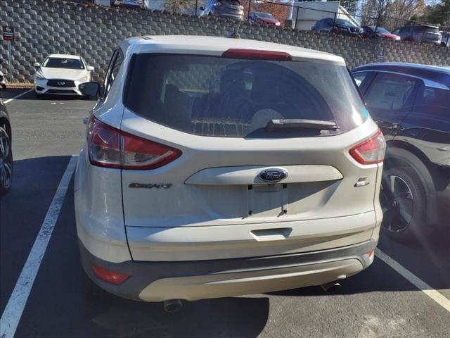 2014 ford escape se