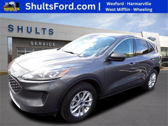 2022 ford escape se