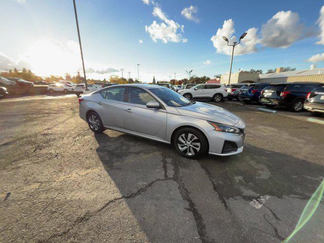2023 nissan altima s fwd