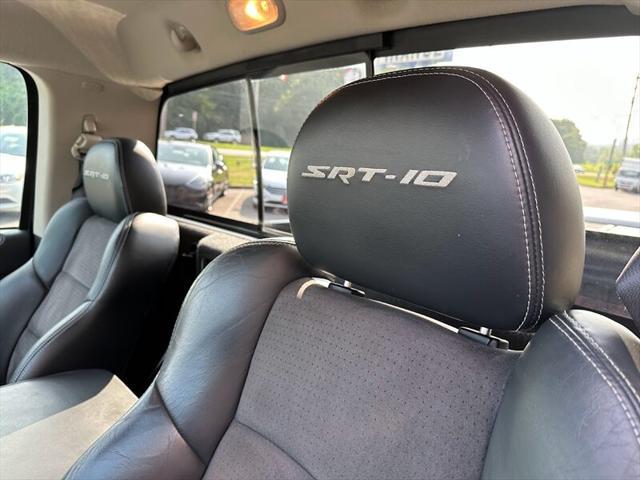 2005 dodge ram 1500 srt-10