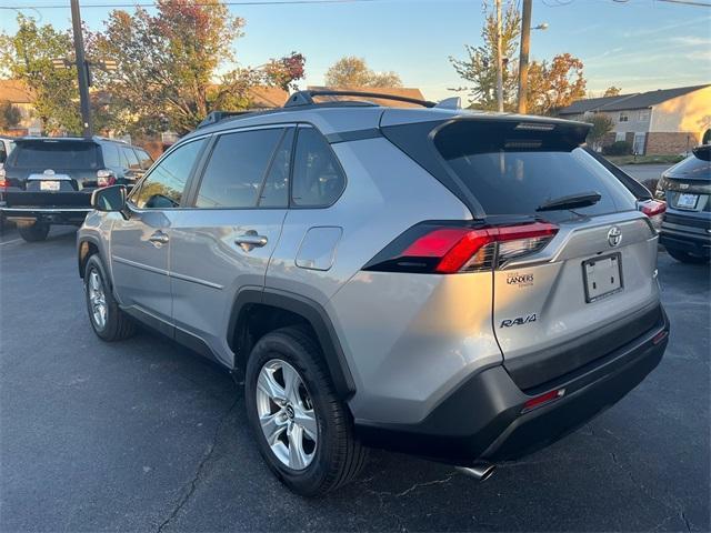 2020 toyota rav4 xle