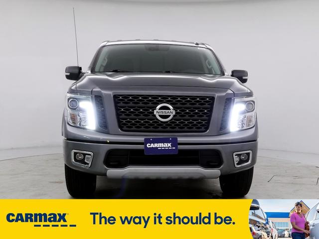 2019 nissan titan pro-4x