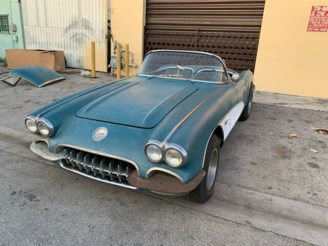 1960 corvette barn find, #'s matching, no reserve, same owner since '65