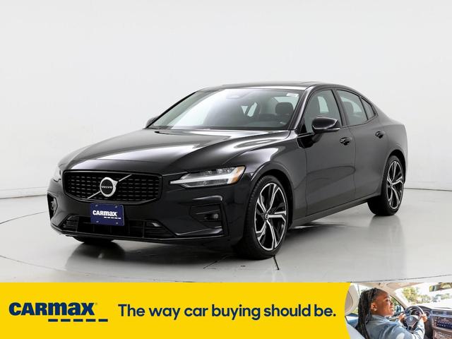 2024 volvo s60 b5 plus black edition