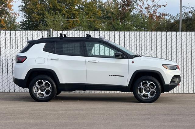 2022 jeep compass trailhawk